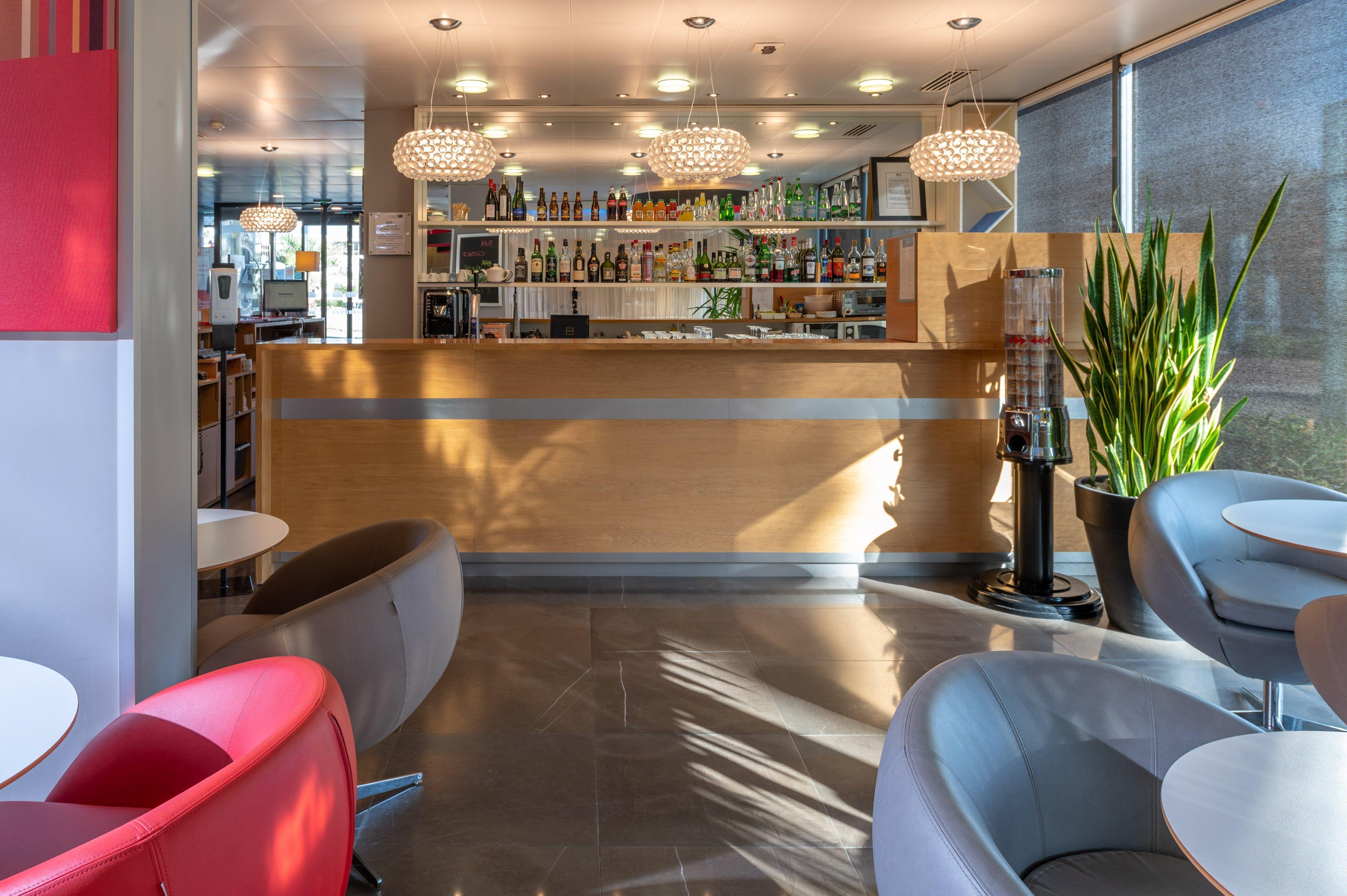 Holiday Inn Express Saint-Nazaire By Ihg Экстерьер фото
