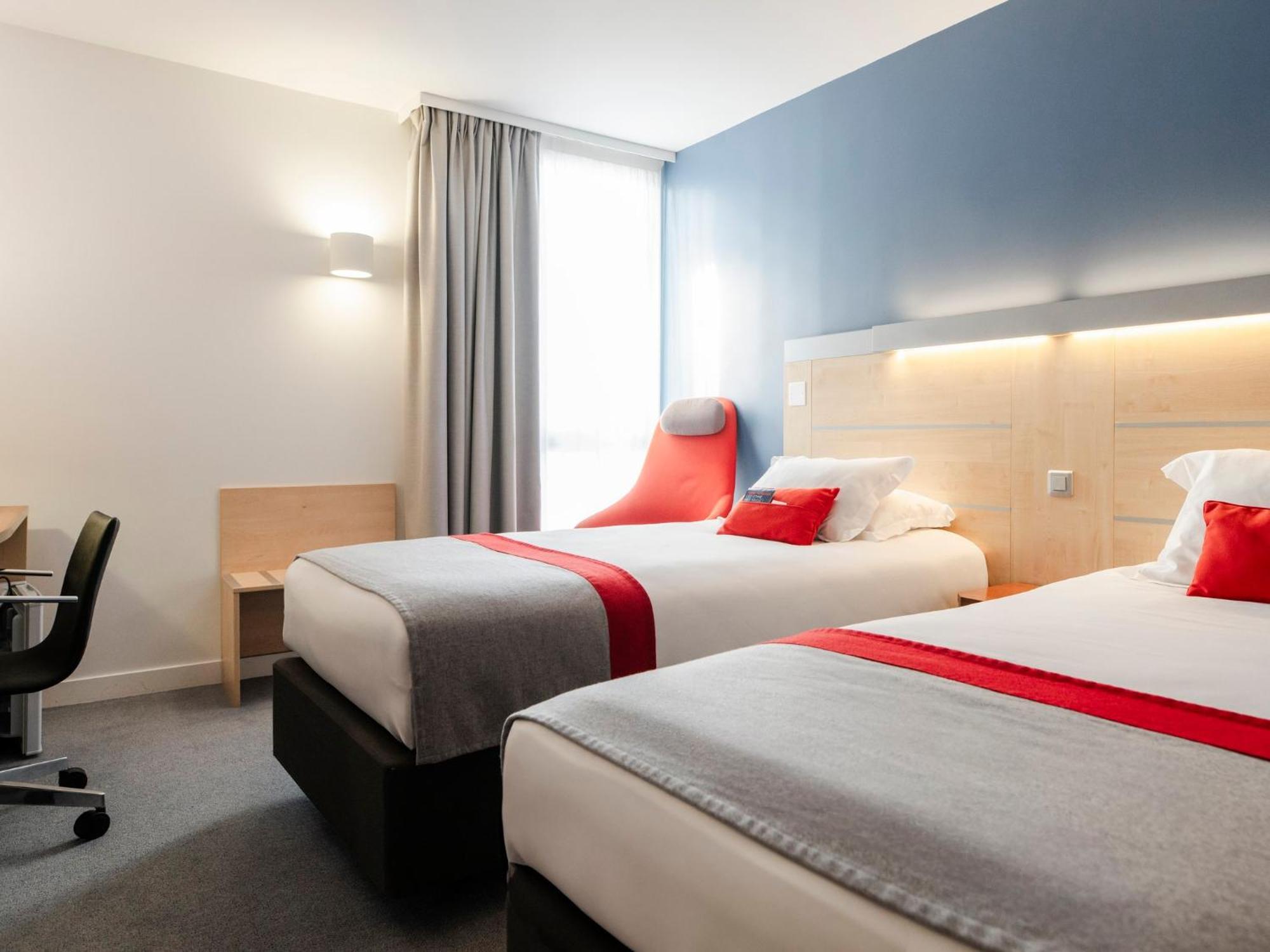 Holiday Inn Express Saint-Nazaire By Ihg Экстерьер фото