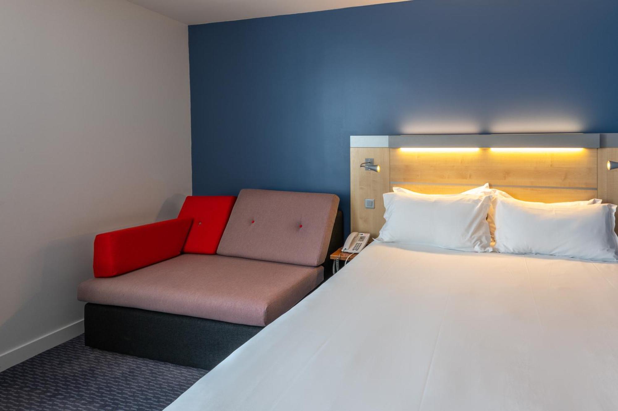 Holiday Inn Express Saint-Nazaire By Ihg Экстерьер фото
