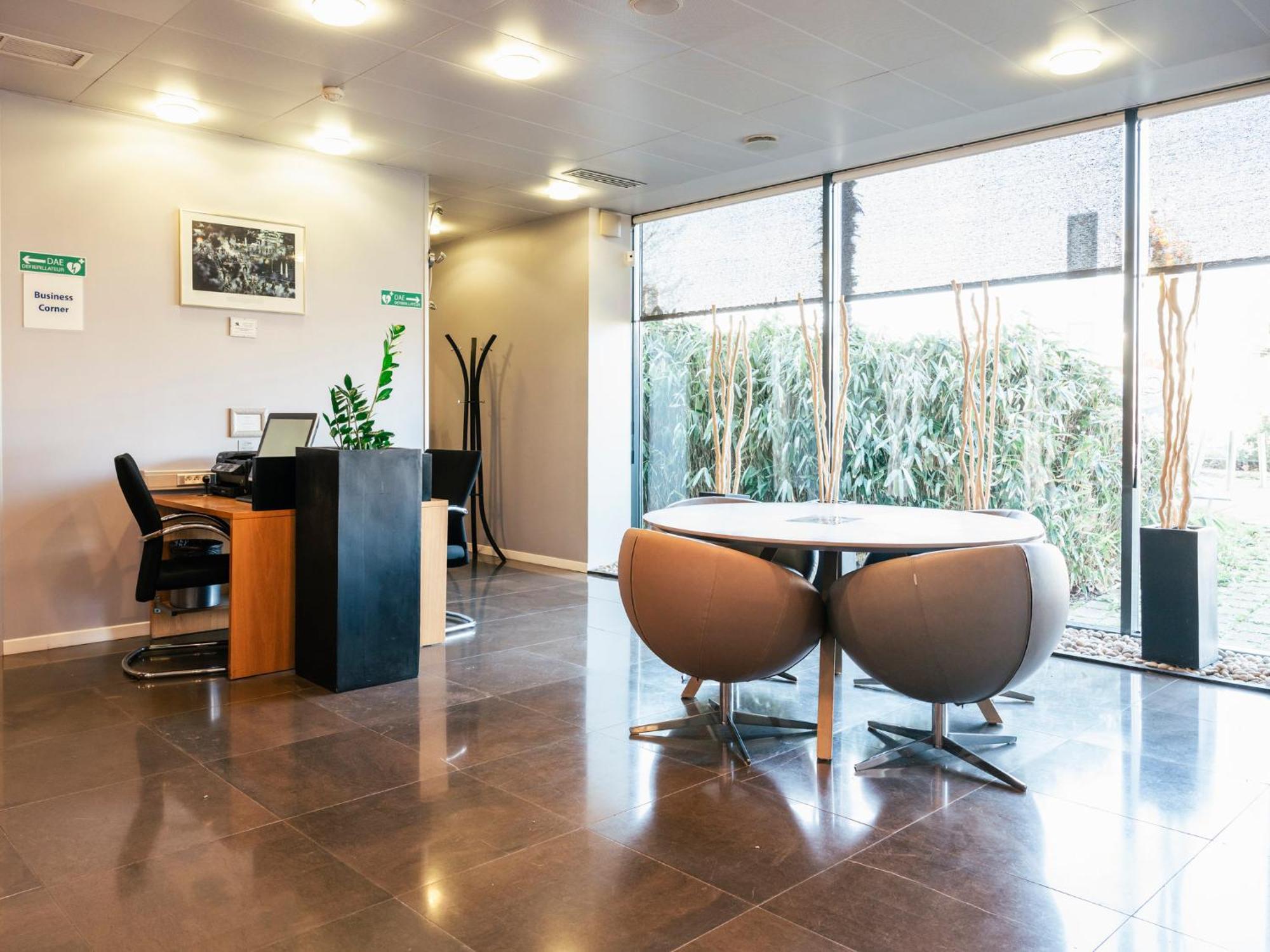 Holiday Inn Express Saint-Nazaire By Ihg Экстерьер фото