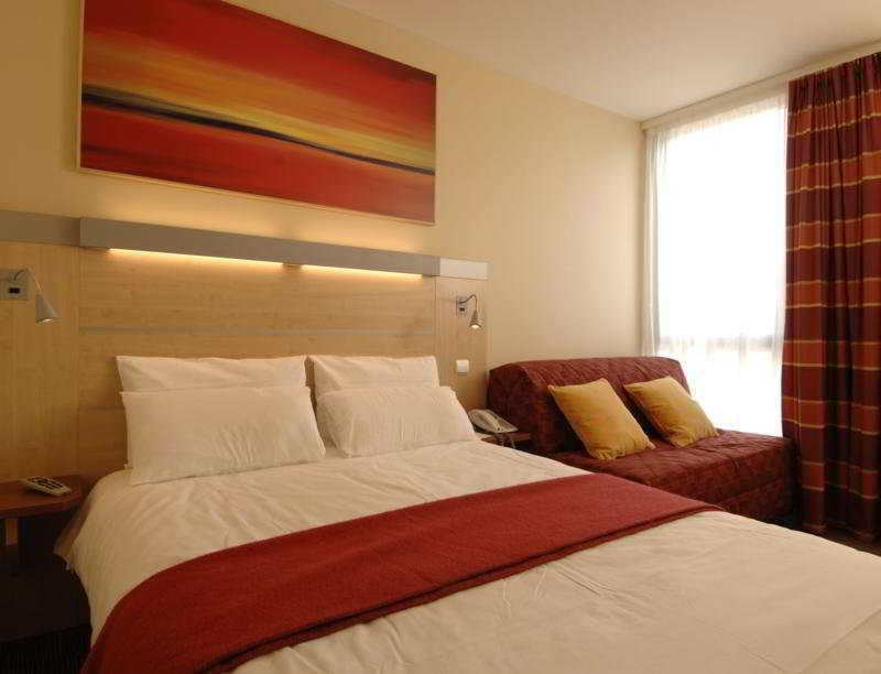 Holiday Inn Express Saint-Nazaire By Ihg Экстерьер фото